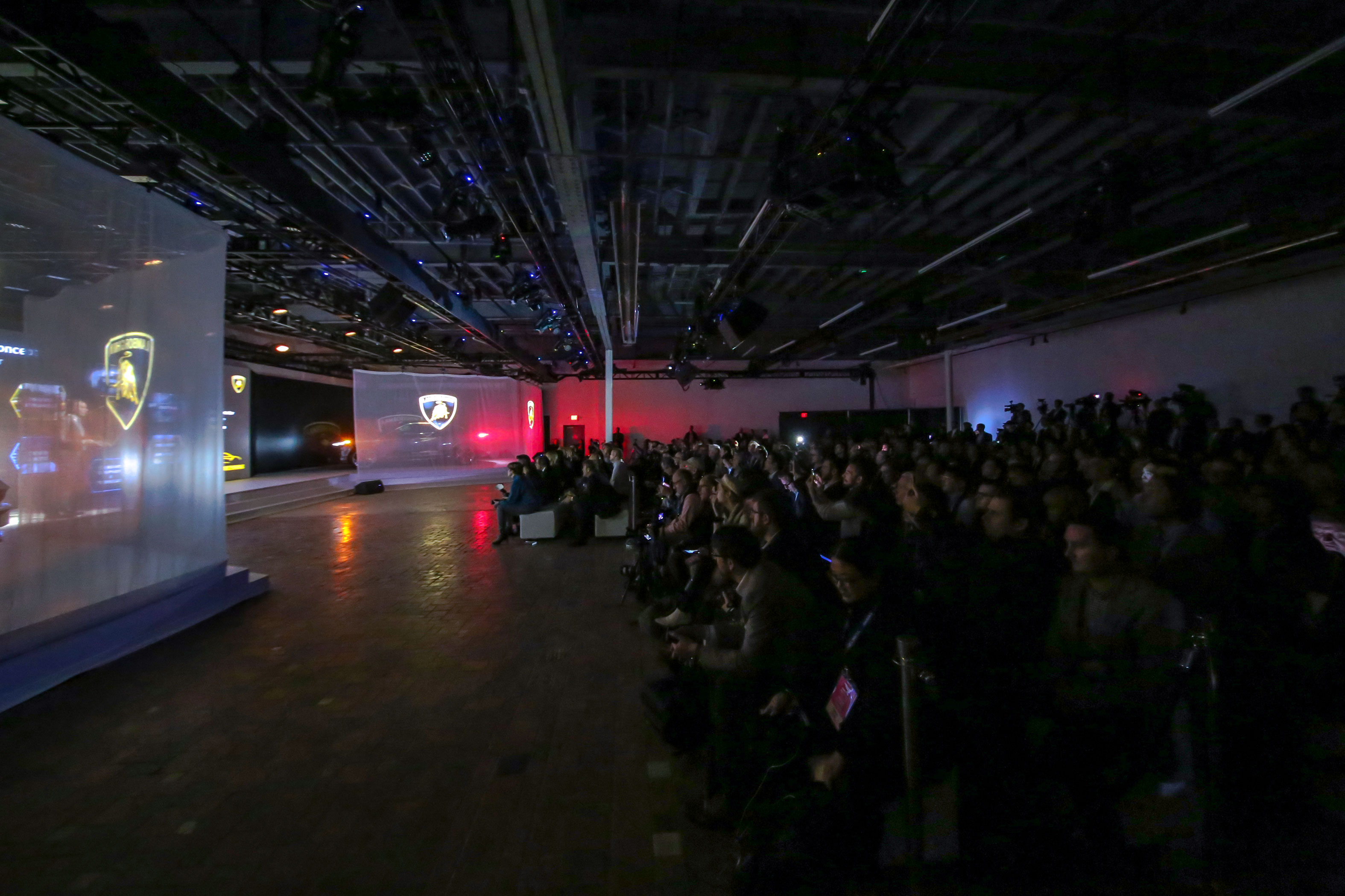 ASTOUND_Lamborghini_NAIAS_2018_Event_(7)