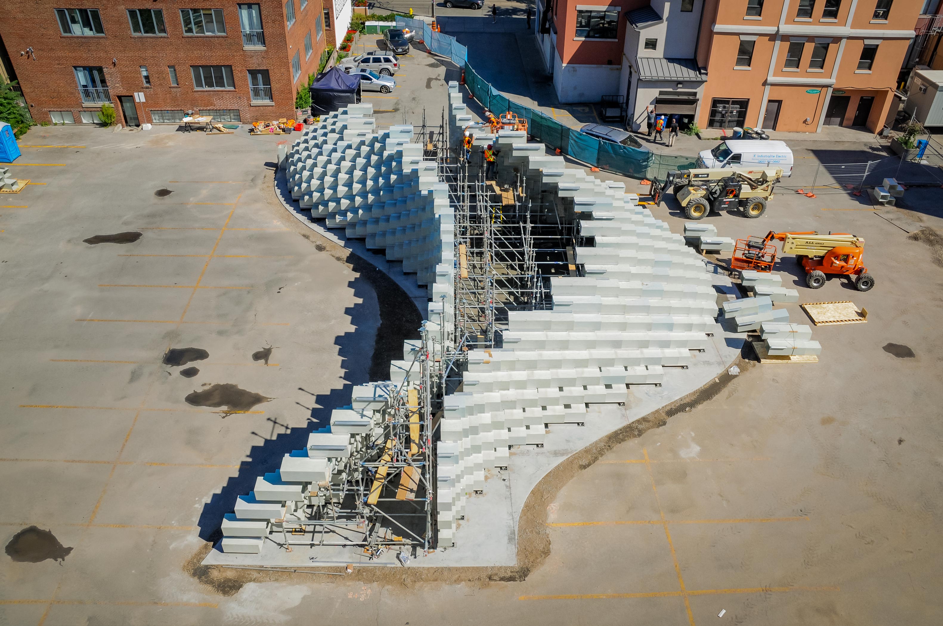 ASTOUND_Serpentine_2018_Toronto_Install_(18)