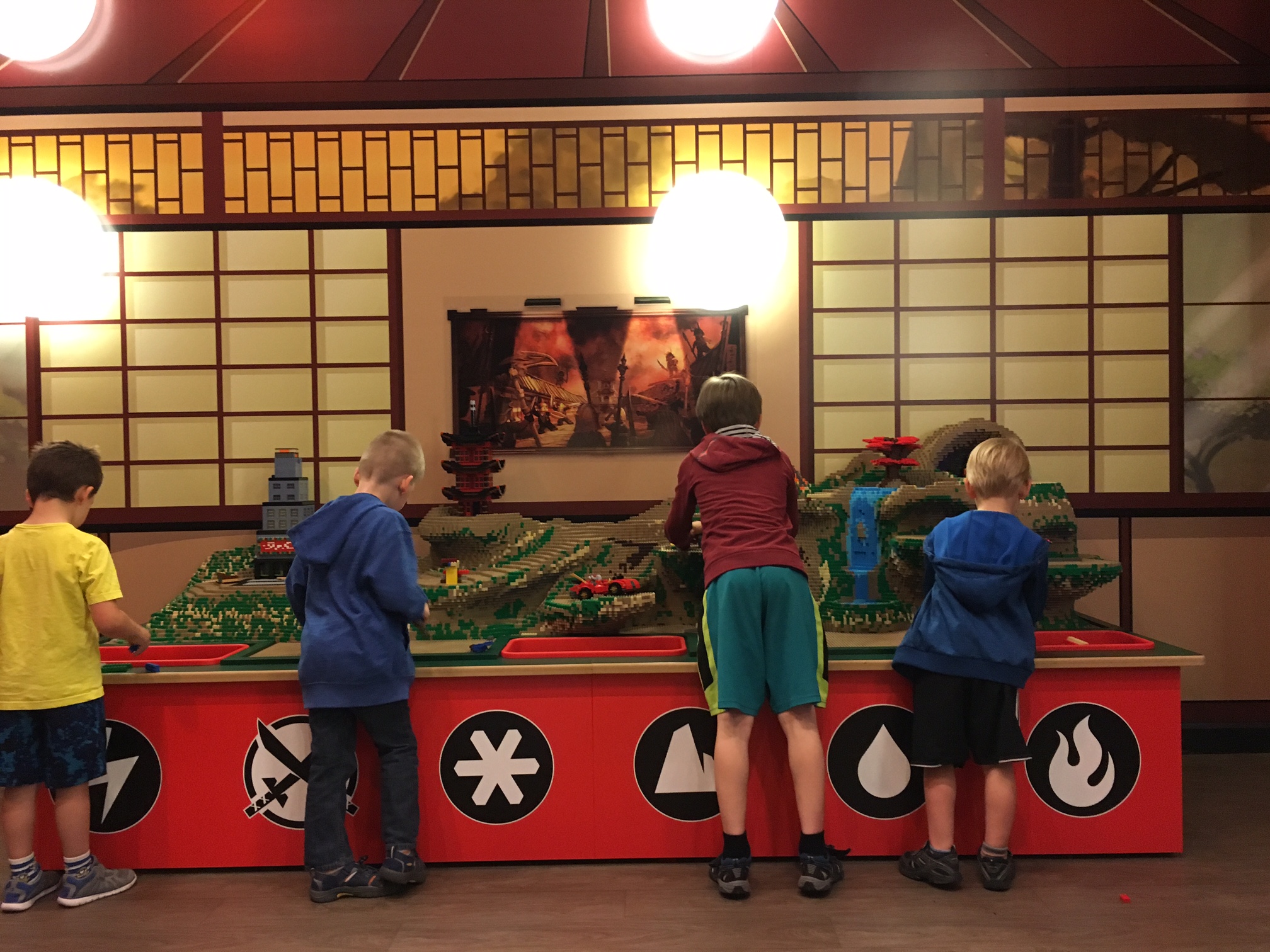 kidsintoninjagolegoland5